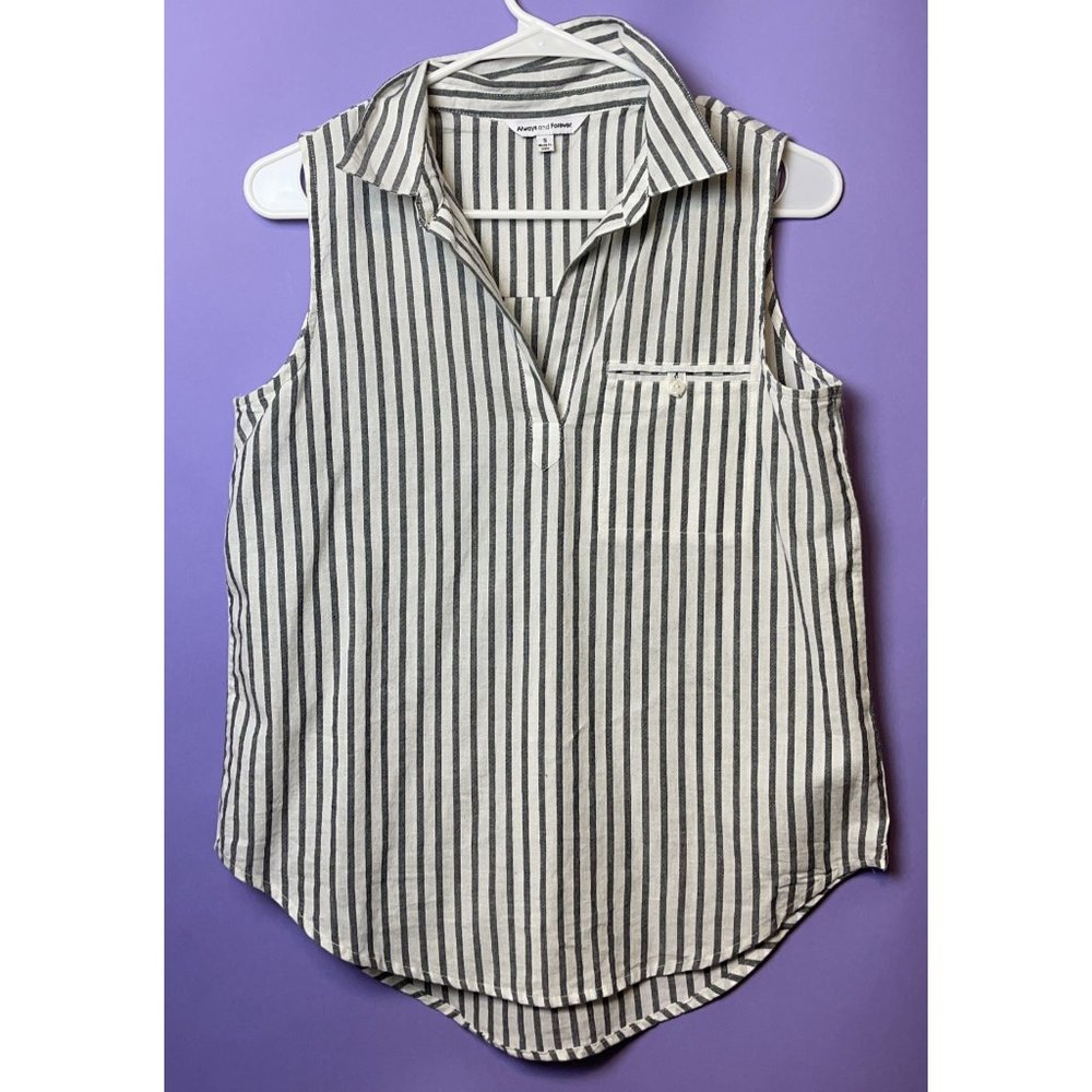 Always and Forever Sleeveless Popover Striped gray and white top size small